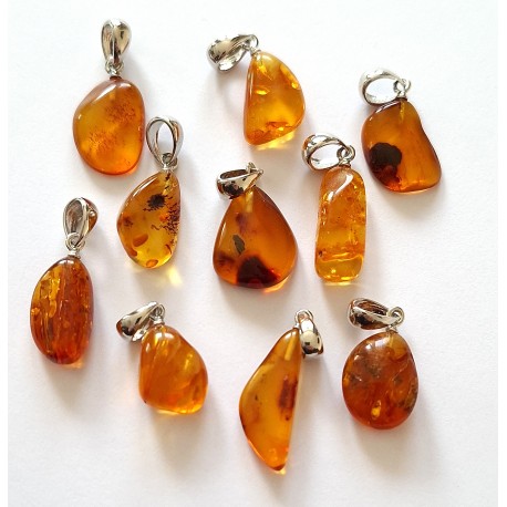 10 items Amber pendants AP119